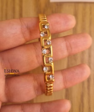Alternative view of Bracelet Gaoui avec perles